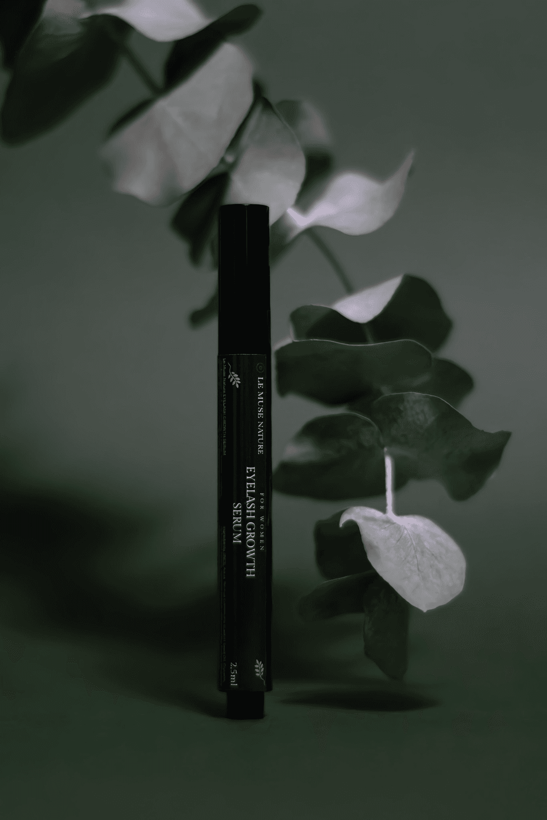 EYELASH GROWTH SERUM